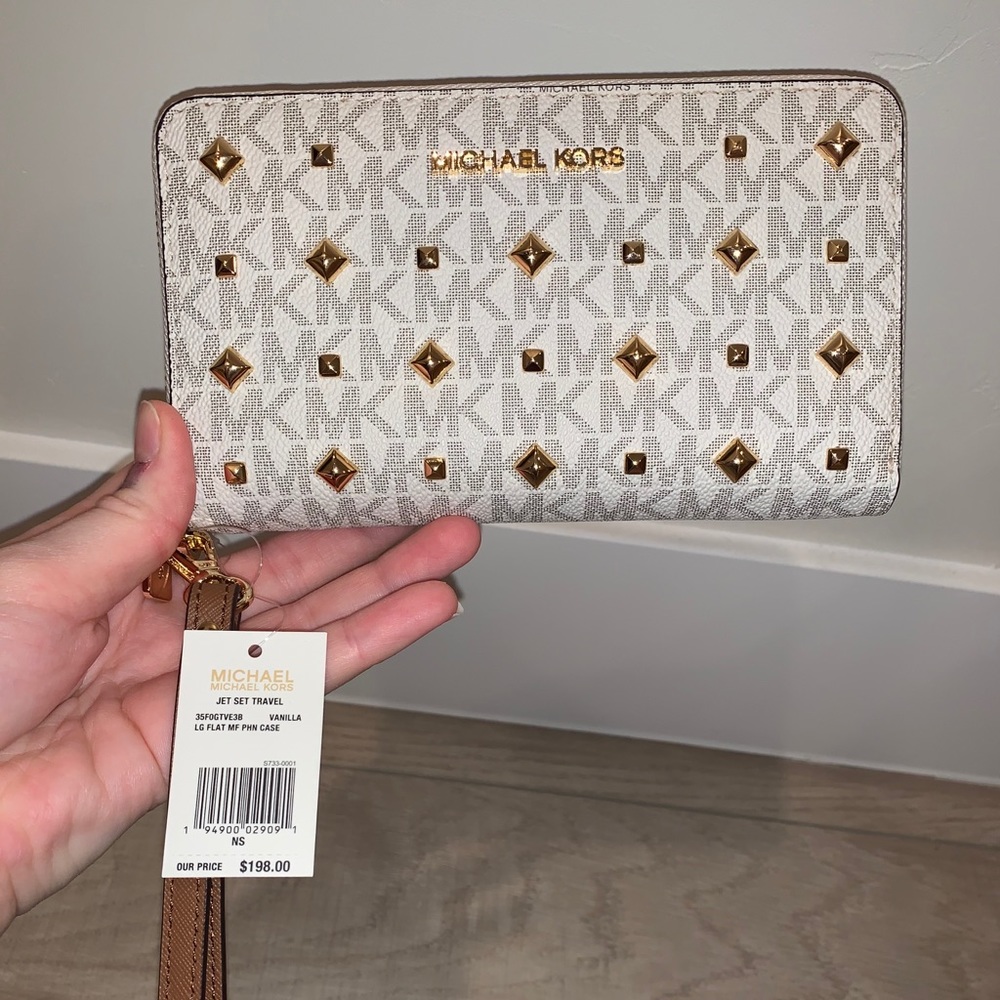 Michael Kors Wristlet / Wallet - Picture 5 of 5